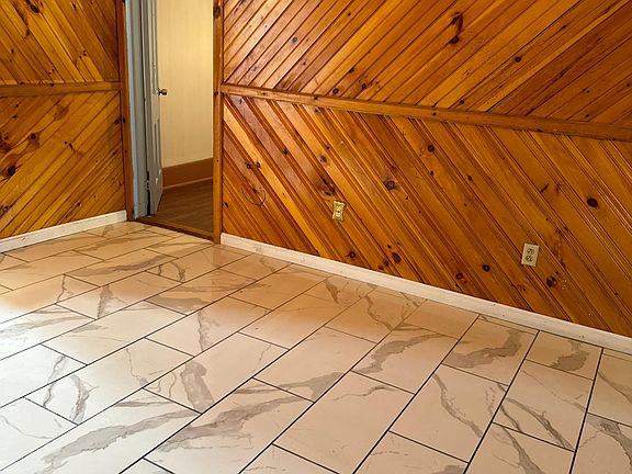 4th image of 99 Park St #3