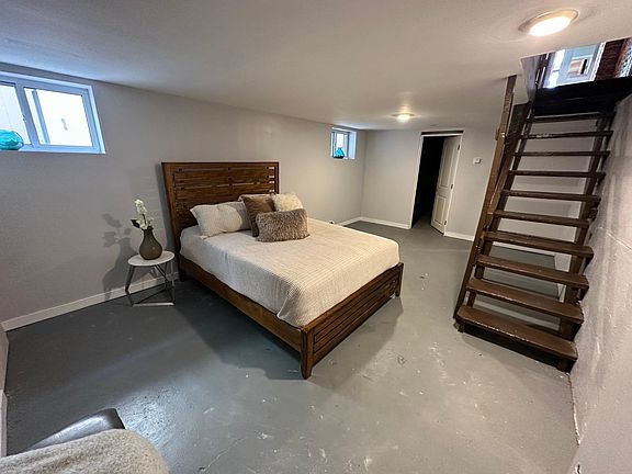 5th image of 155 Greeley Ave #3
