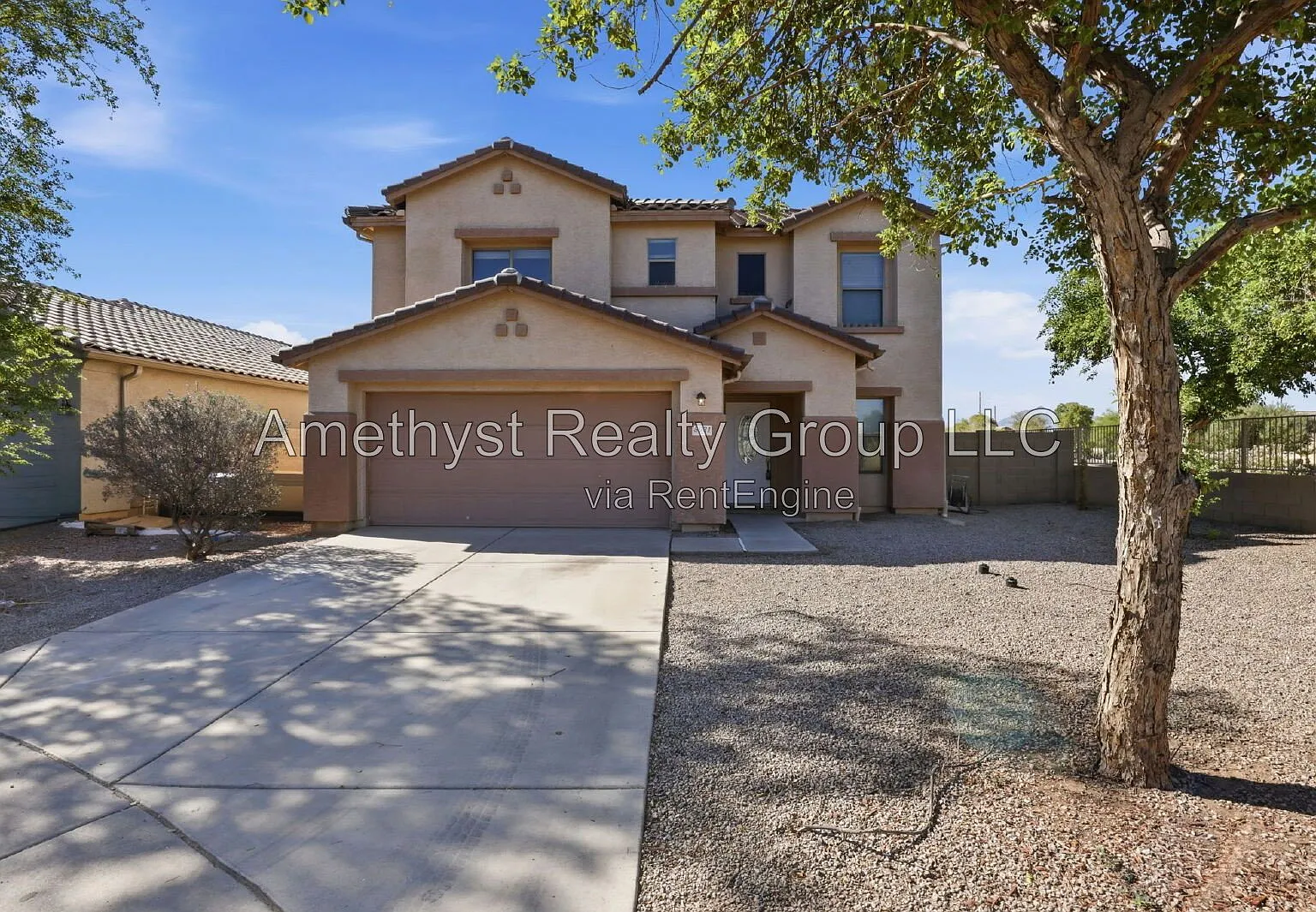 4 bed, 2.5 bath, 2317 sqft, $2,395 — Photo 1
