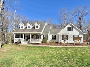 220 Bonnie Pearl Ln, Cleveland, GA 30528