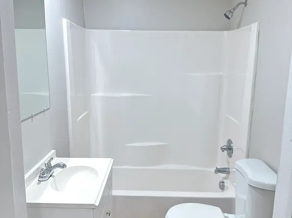 623 S New Hope Rd APT 37, Gastonia, NC 28054