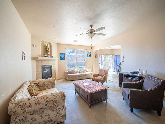 3rd image of 4661 Mesita St