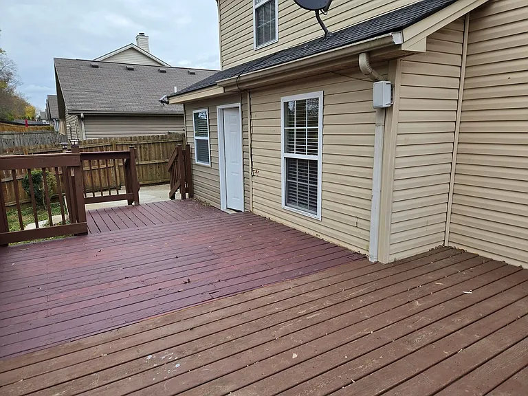 1092 Winding Oak Trl — Photo 36