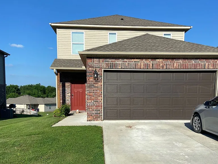 3321 Red Tail Way — Photo 2