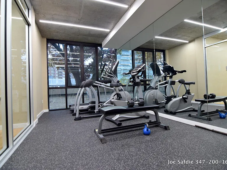 640 W 238th St #2 — Photo 10