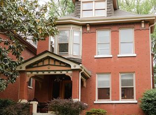 3255 Geyer Ave, Saint Louis, MO