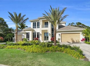 555 Whispering Pine LN, NAPLES, FL 34103