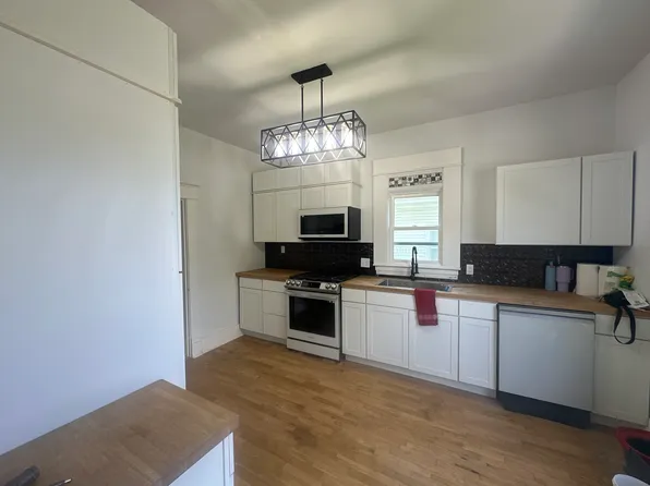 329 W McCord St, Neosho, MO 64850