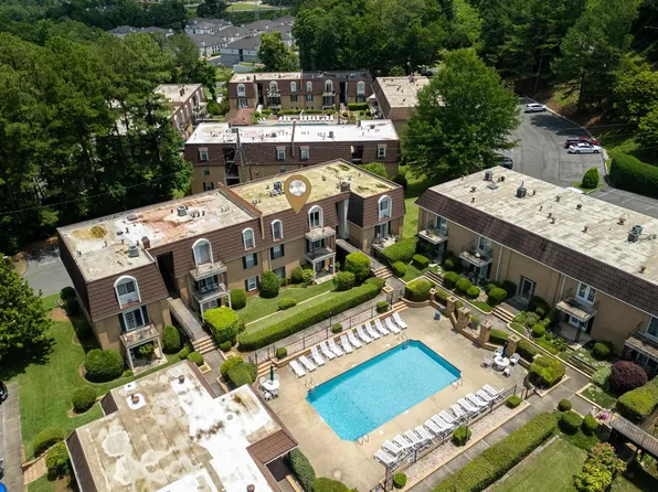 165 Old Montgomery Hwy APT E, Birmingham, AL 35216