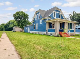 404 2nd Ave W, Halstad, MN 56548