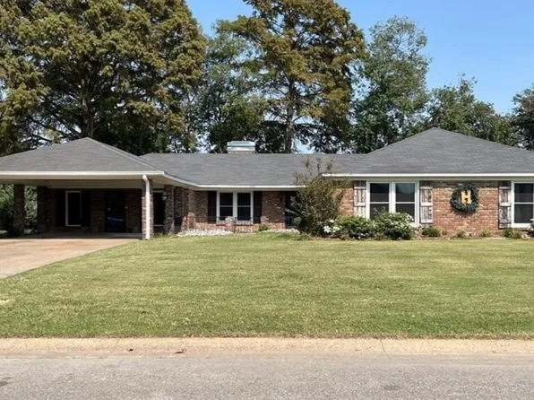 1760 Pinewood Dr, Greenville, MS 38701