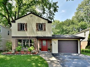 430 S Dryden Pl, Arlington Heights, IL