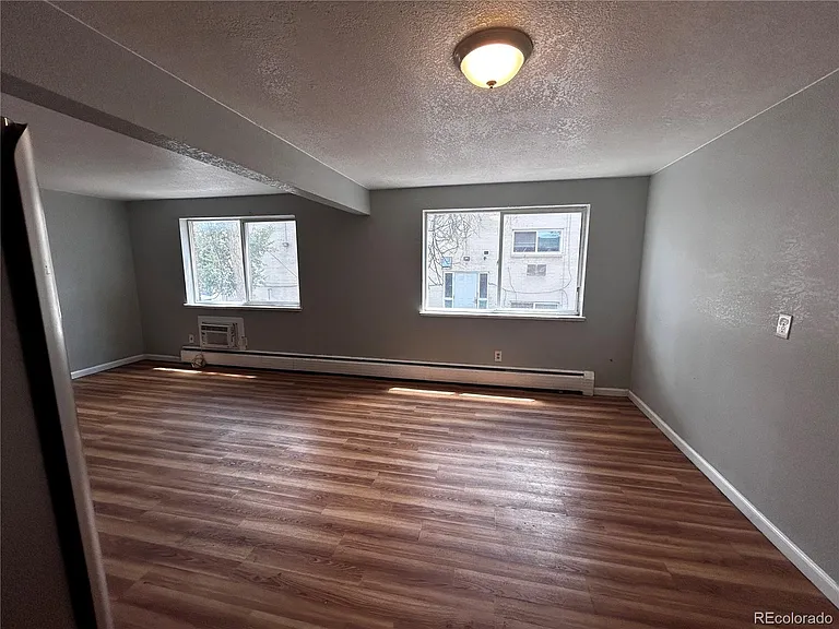 1720 Chester St #3 — Photo 10