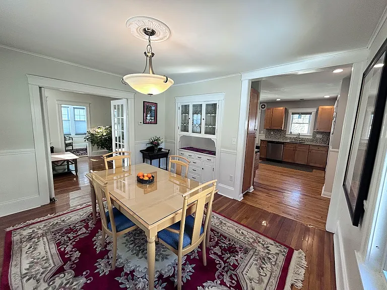 17 Longfellow Rd — Photo 5