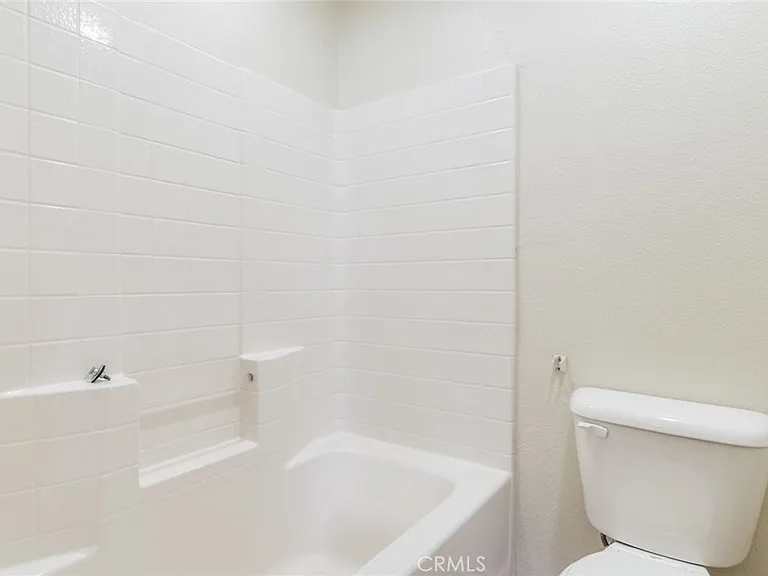 1555 Orange Ave #404 — Photo 14