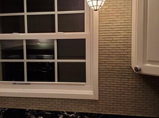 2920 Oakland Rd NE, Cedar Rapids, IA 52402