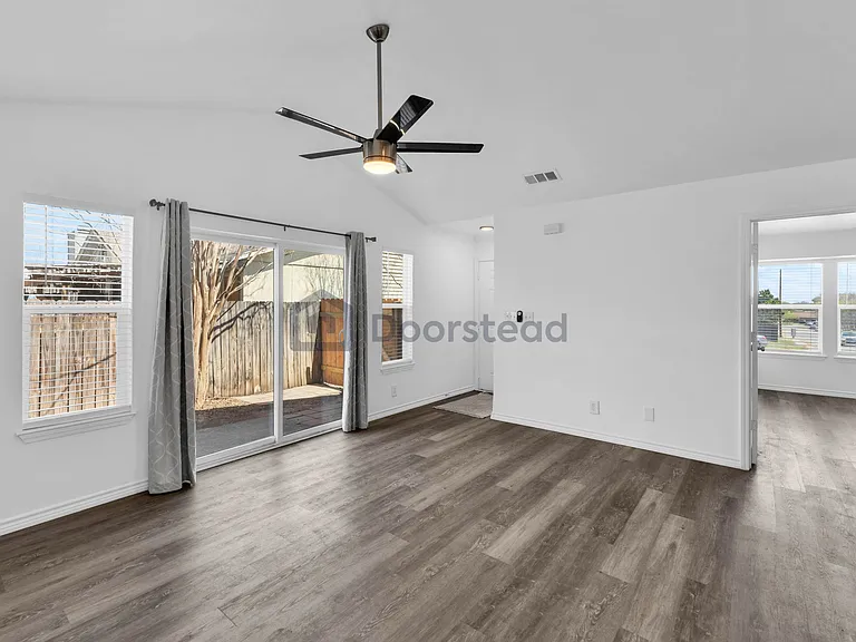 16026 Fitchburg Cir — Photo 5