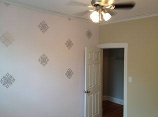 207 Chicago Ave APT 3, Oak Park, IL 60302