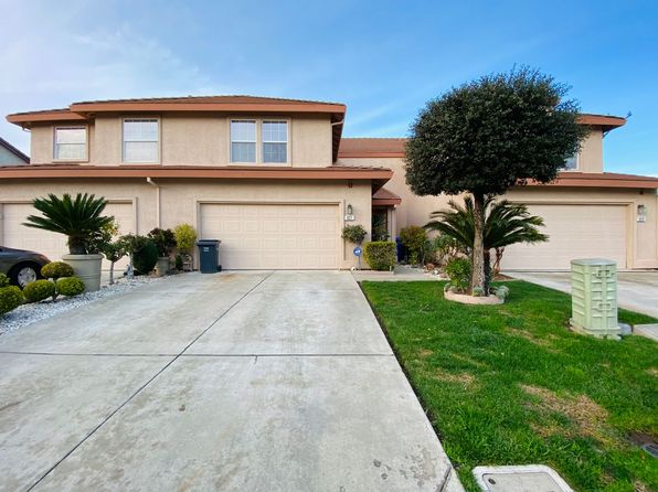 827 Polar Bear Cir