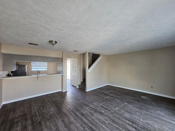 5th image of 1908 H Havenwood Ln #G102