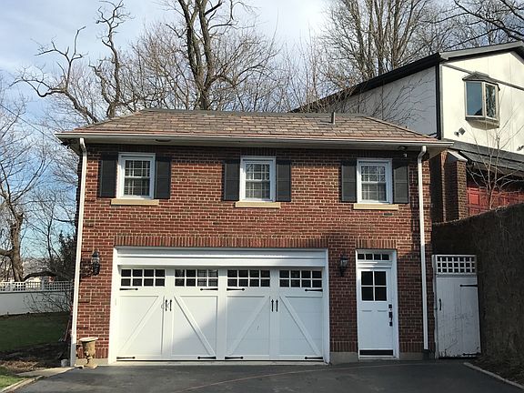 Rear Unit for rent