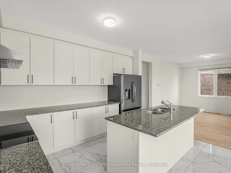 1066 Denton Dr — Photo 13