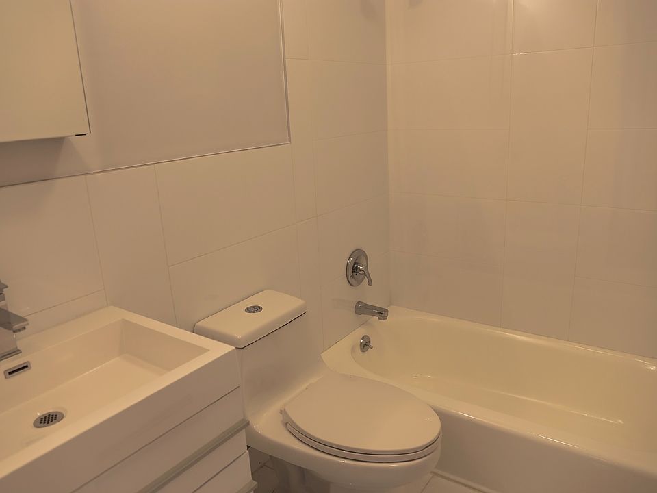 1st image of 725 Fulton St Ste 2