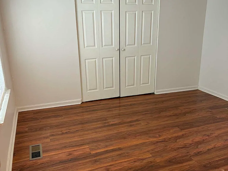 2 S Main St — Photo 2