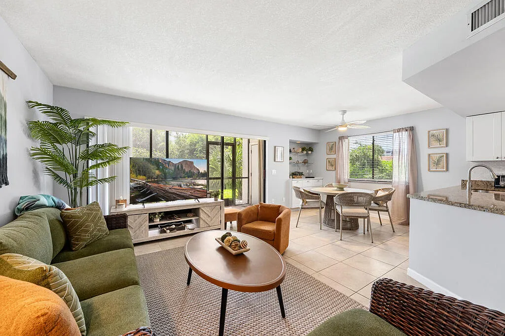 2 bed, 2.0 bath, 1183 sqft, $6,500 — Photo 1