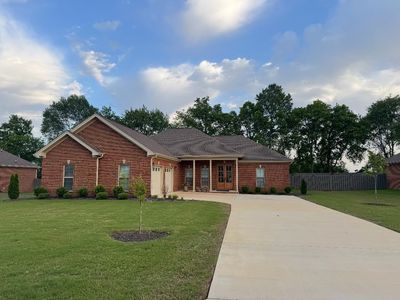 456 Dartmoor Dr, Killen, AL, 35645