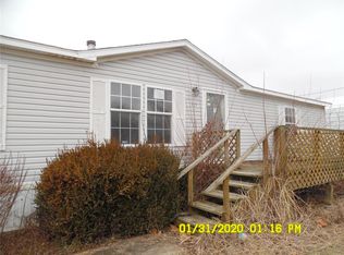 305 E Kell St, Worden, IL 62097