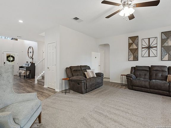 5th image of 3459 PINTO PONY LN