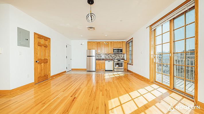 1st image of 187 18th St #4