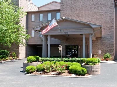 4125 Browns Ln Unit 210, Louisville, KY, 40220
