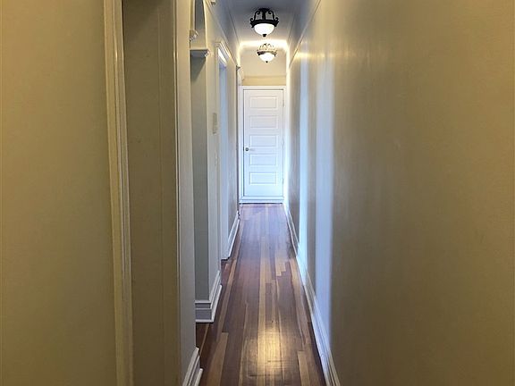 4th image of 162 Fairview Ave APT 3L