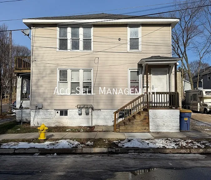 401 Fernando St NE — Photo 17