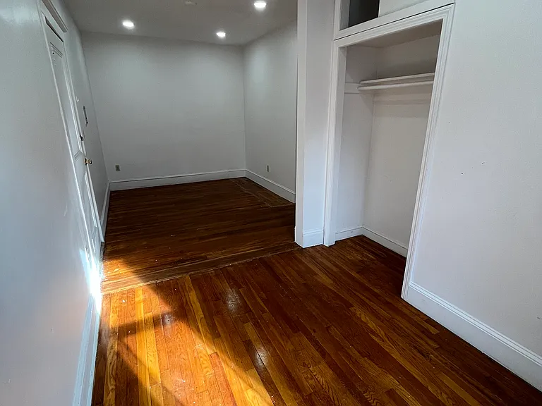 11 Scottfield Rd #5 — Photo 5
