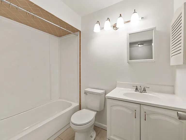 3567 SW 151st St — Photo 3