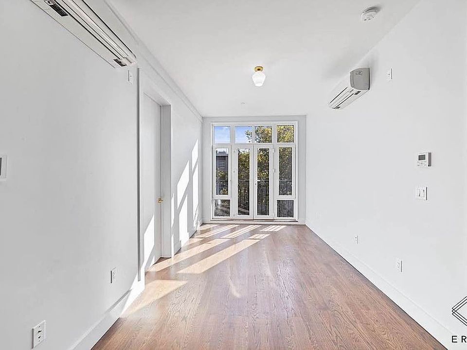 1st image of 97 Varet St #2G