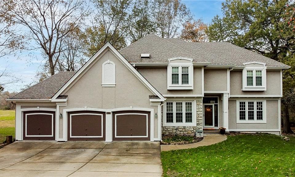 1st image of 1132 White Oak Ct