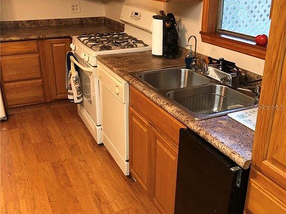5th image of 15510 Lonesome Pine Trl