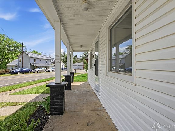 4th image of 5029 Old Mechanicsburg Rd