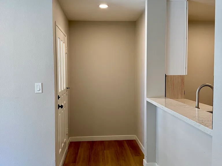25715 Hogan Dr #B1 — Photo 2