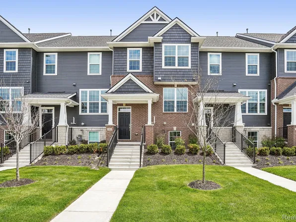 352 N Sydney Ct, Plymouth, MI 48170