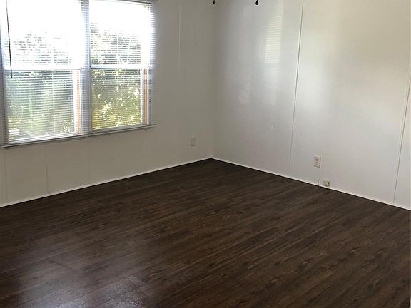 5th image of 16447 Brittany Way