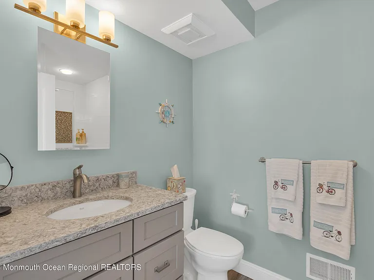 411 Harding Ave — Photo 39
