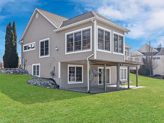 3rd image of 6735 Windflower Way