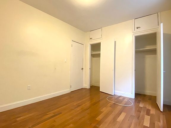 4th image of 12 Pinehurst Ave #H2