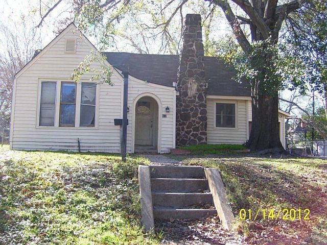 1st image of 512 Cypress St