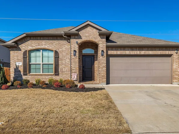 745 Key Deer Dr, Burleson, TX 76028
